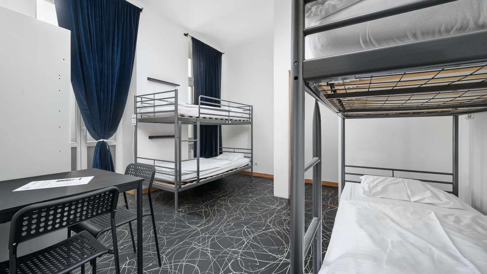 Wellness Hostel Central Prag Apartment
